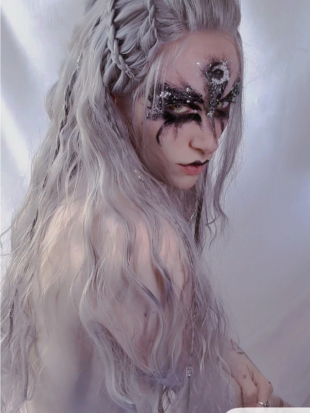 Viking elf women’s wig Silver Lace Long Wavy Braided beaded - Picture 2 of 11